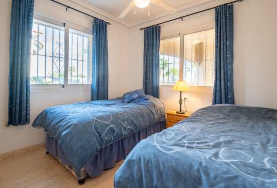 Resale - Freistehende Villa -
Algorfa