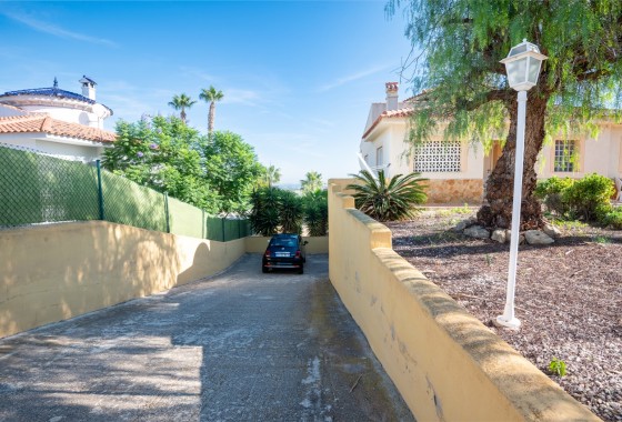 Resale - Freistehende Villa -
Algorfa