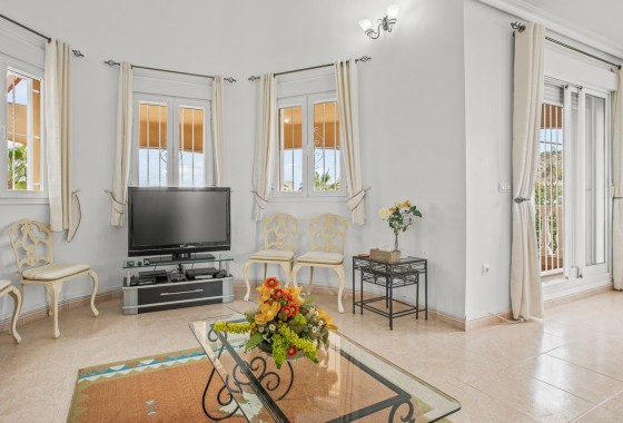 Sprzedaż - Willa wolnostojąca -
Algorfa