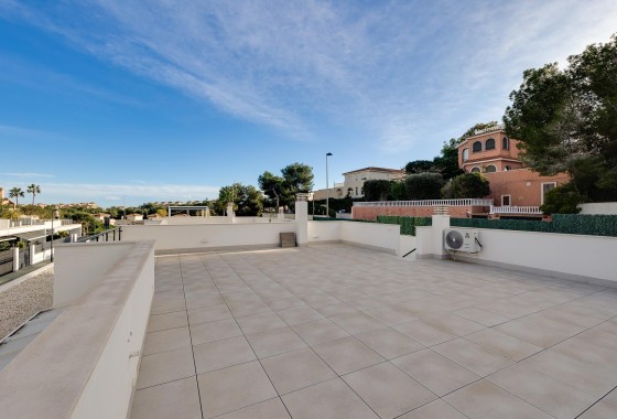 Venta - Chalet Independiente -
Pinar de Campoverde - Inland