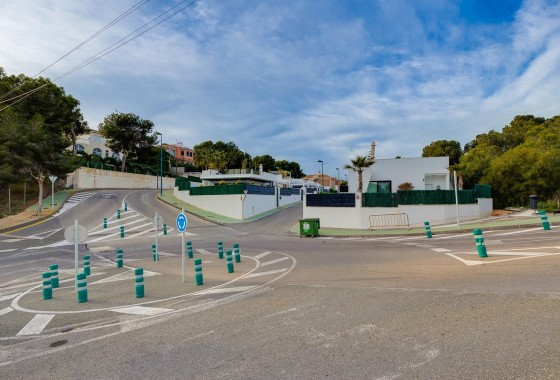 Venta - Chalet Independiente -
Pinar de Campoverde - Inland