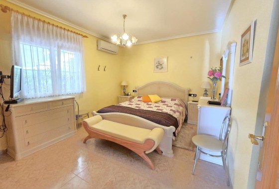 Herverkoop - Vrijstaande Villa -
Orihuela Costa - Playa Flamenca