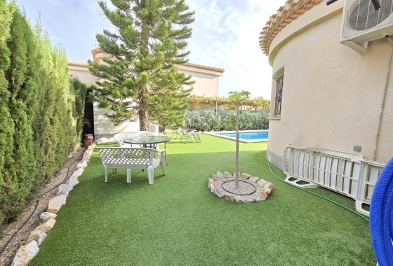 Herverkoop - Vrijstaande Villa -
Orihuela Costa - Playa Flamenca
