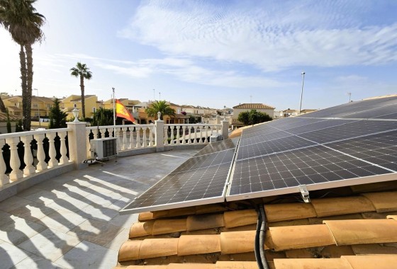 Herverkoop - Vrijstaande Villa -
Orihuela Costa - Playa Flamenca