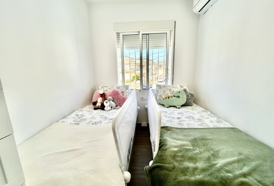 Herverkoop - Vrijstaande Villa -
Villamartín - Costa Blanca