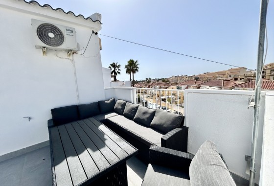 Herverkoop - Vrijstaande Villa -
Villamartín - Costa Blanca