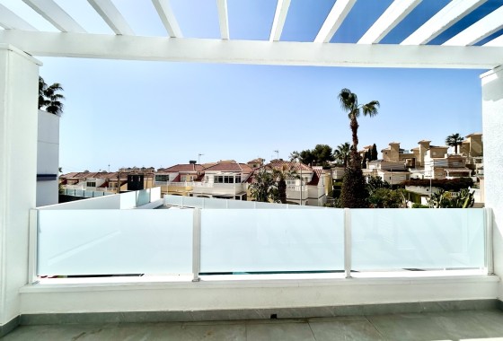 Herverkoop - Vrijstaande Villa -
Villamartín - Costa Blanca
