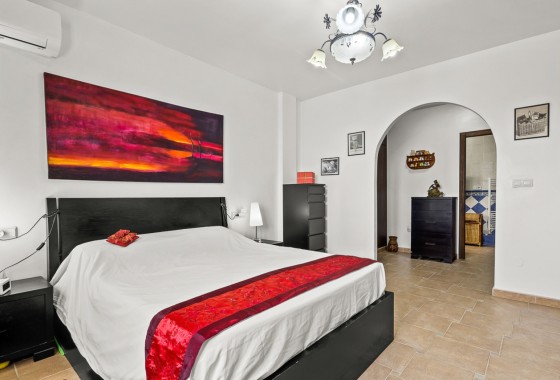 Revente - Villa Individuelle -
Algorfa