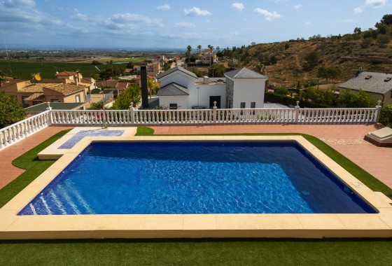 Revente - Villa Individuelle -
Algorfa