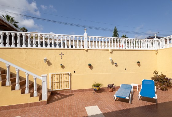 Revente - Villa Individuelle -
Algorfa