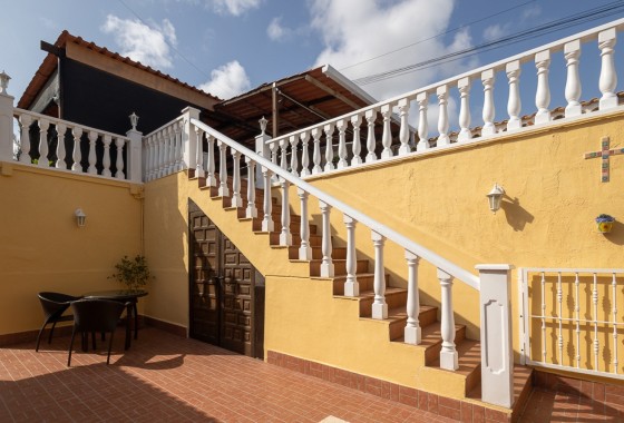 Revente - Villa Individuelle -
Algorfa