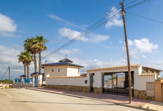 Revente - Villa Individuelle -
Algorfa