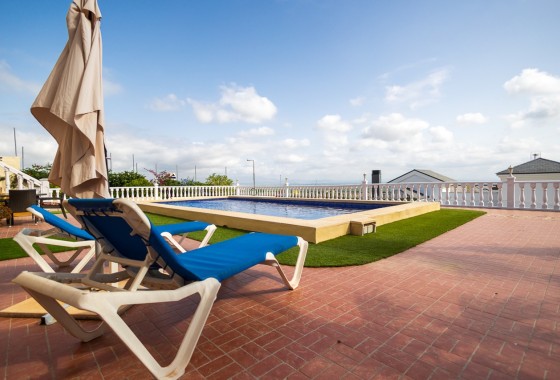 Revente - Villa Individuelle -
Algorfa