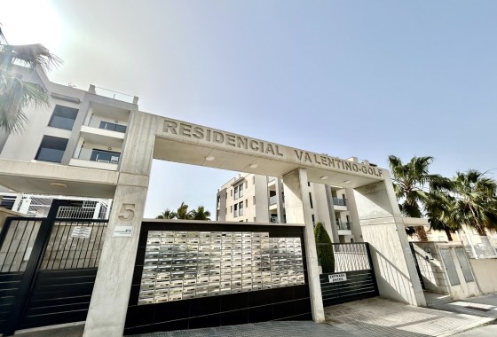 Sprzedaż - Apartament / Mieszkanie -
Villamartín - Costa Blanca