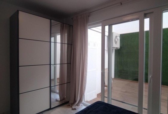 Venta - Apartamento / Piso -
Torrevieja - Playa del Cura