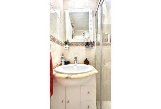 Venta - Chalet Independiente -
Orihuela Costa - La Regia