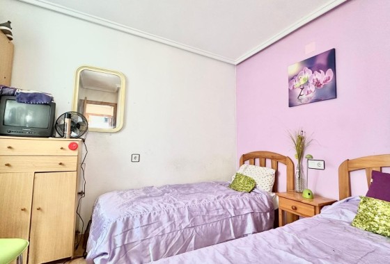 Herverkoop - Appartement / Flat -
Torrevieja - El limonar