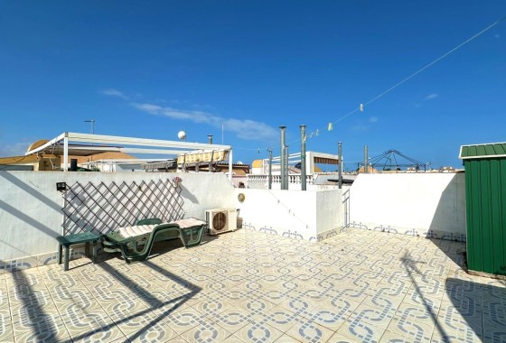 Herverkoop - Appartement / Flat -
Torrevieja - El limonar