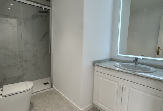 Resale - Wohnung / Appartement -
Orihuela Costa - Costa Blanca