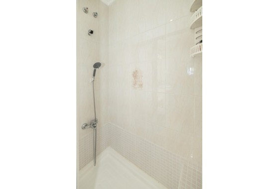 Herverkoop - Appartement / Flat -
Torrevieja - Acequion