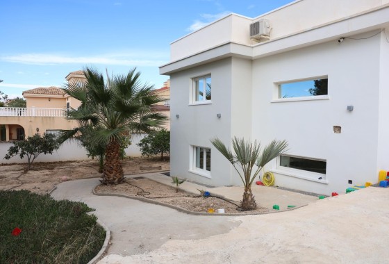 Herverkoop - Vrijstaande Villa -
Ciudad Quesada - Rojales - Costa Blanca Sur