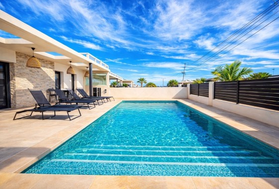 Herverkoop - Vrijstaande Villa -
Los Balcones - Los Altos del Edén - Costa Blanca