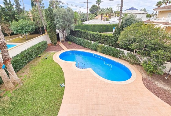 Resale - Freistehende Villa -
Cabo Roig