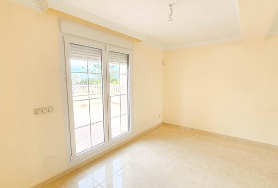Resale - Freistehende Villa -
Cabo Roig
