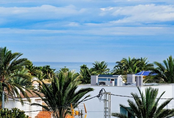 Resale - Freistehende Villa -
Cabo Roig