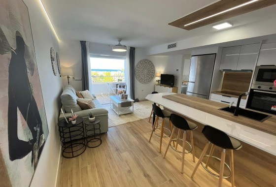 Revente - Appartement -
Torrevieja - Punta Prima
