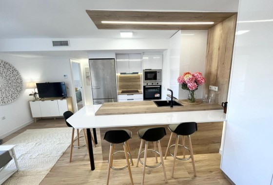 Revente - Appartement -
Torrevieja - Punta Prima