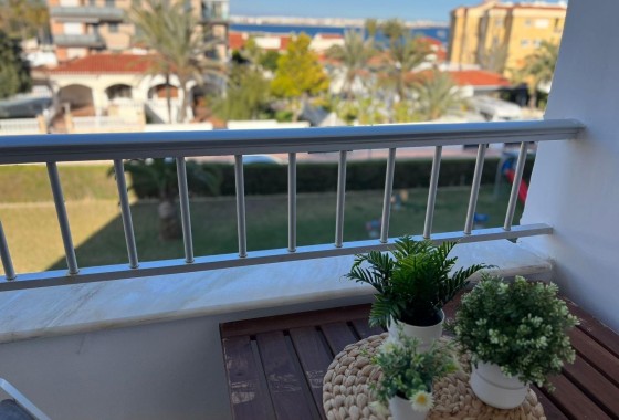 Revente - Appartement -
Torrevieja - Punta Prima