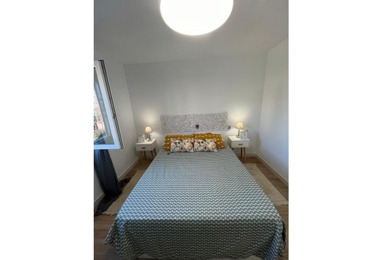 Revente - Appartement -
Torrevieja - Punta Prima