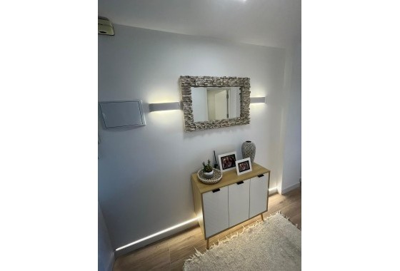 Revente - Appartement -
Torrevieja - Punta Prima