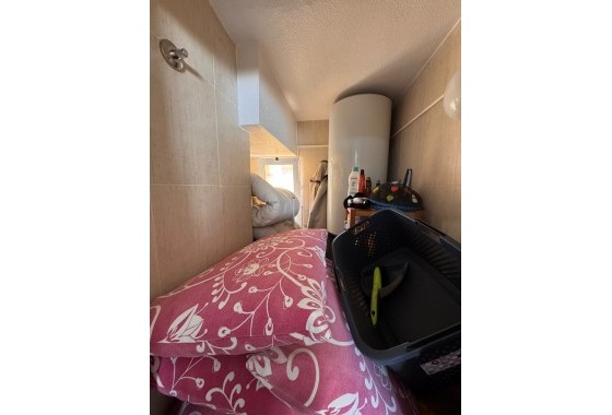 Herverkoop - Stadswoning -
Campoamor - Costa Blanca