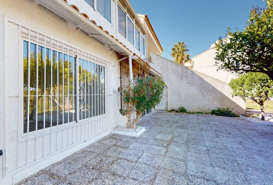 Sprzedaż - Apartament / Mieszkanie -
Villamartín - Costa Blanca