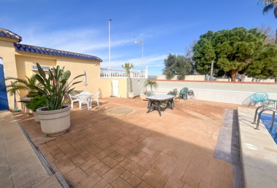 Revente - Appartement -
Torrevieja - La Mata