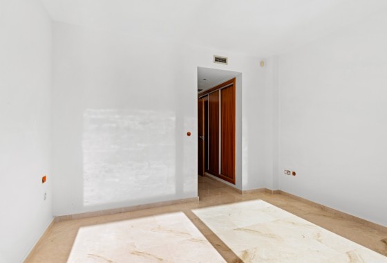 Resale - Wohnung / Appartement -
Altea - Altea Hills