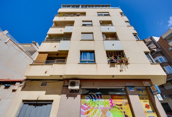 Venta - Apartamento / Piso -
Torrevieja - Center