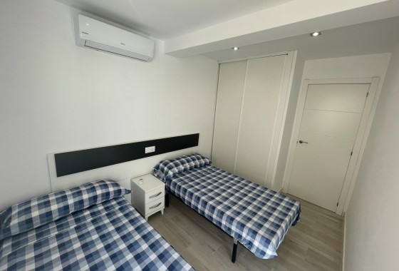 Sprzedaż - Apartament / Mieszkanie -
Orihuela Costa - La Regia