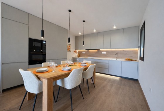 Resale - Stadthaus -
Dolores - Costa Blanca