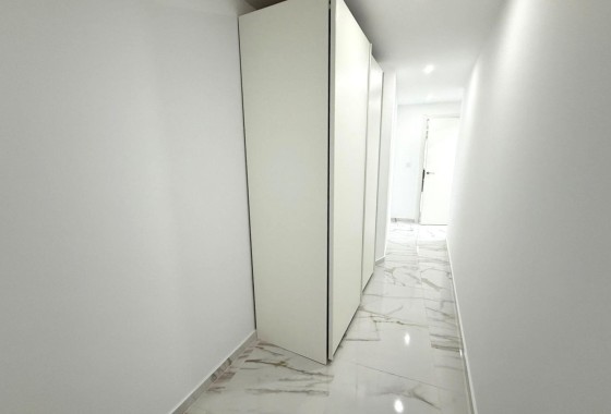 Sprzedaż - Apartament / Mieszkanie -
Torrevieja - Parque de las Naciones