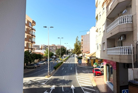 Sprzedaż - Apartament / Mieszkanie -
Torrevieja - Parque de las Naciones
