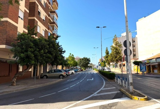 Sprzedaż - Apartament / Mieszkanie -
Torrevieja - Parque de las Naciones