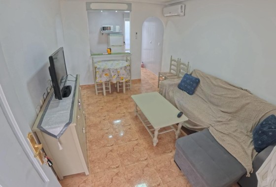 Herverkoop - Appartement / Flat -
Torrevieja - El limonar