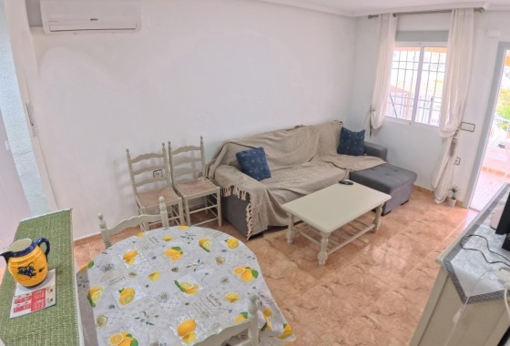 Herverkoop - Appartement / Flat -
Torrevieja - El limonar