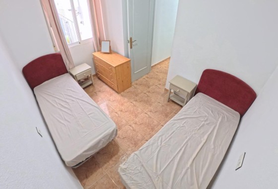Herverkoop - Appartement / Flat -
Torrevieja - El limonar