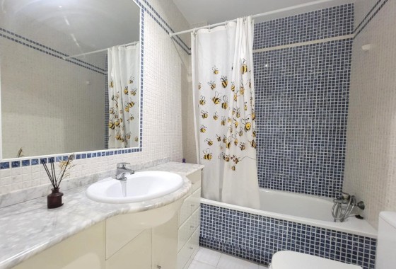 Sprzedaż - Apartament / Mieszkanie -
Torrevieja - Playa del Cura