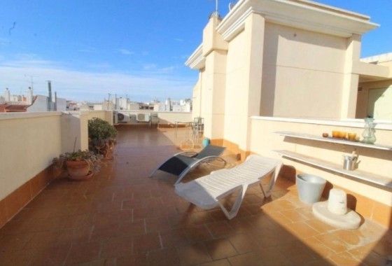 Sprzedaż - Apartament / Mieszkanie -
Torrevieja - Playa del Cura