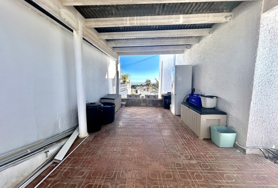 Herverkoop - Vrijstaande Villa -
Villamartín - Costa Blanca